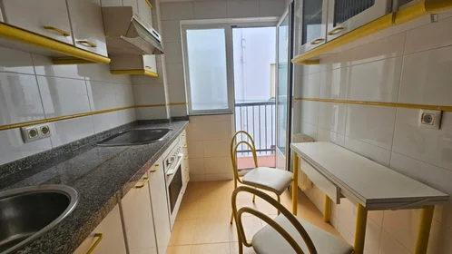 Chambre privée à Calle Tomillar, image 13 de 18