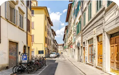 Dairenin tamamı konumu Via S. Zanobi, 96, 50129 Firenze FI, Italia, 22 22 görüntüsü