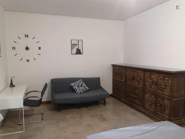 Privatzimmer in der Via Gabriele Jannelli, bild 3 von 9