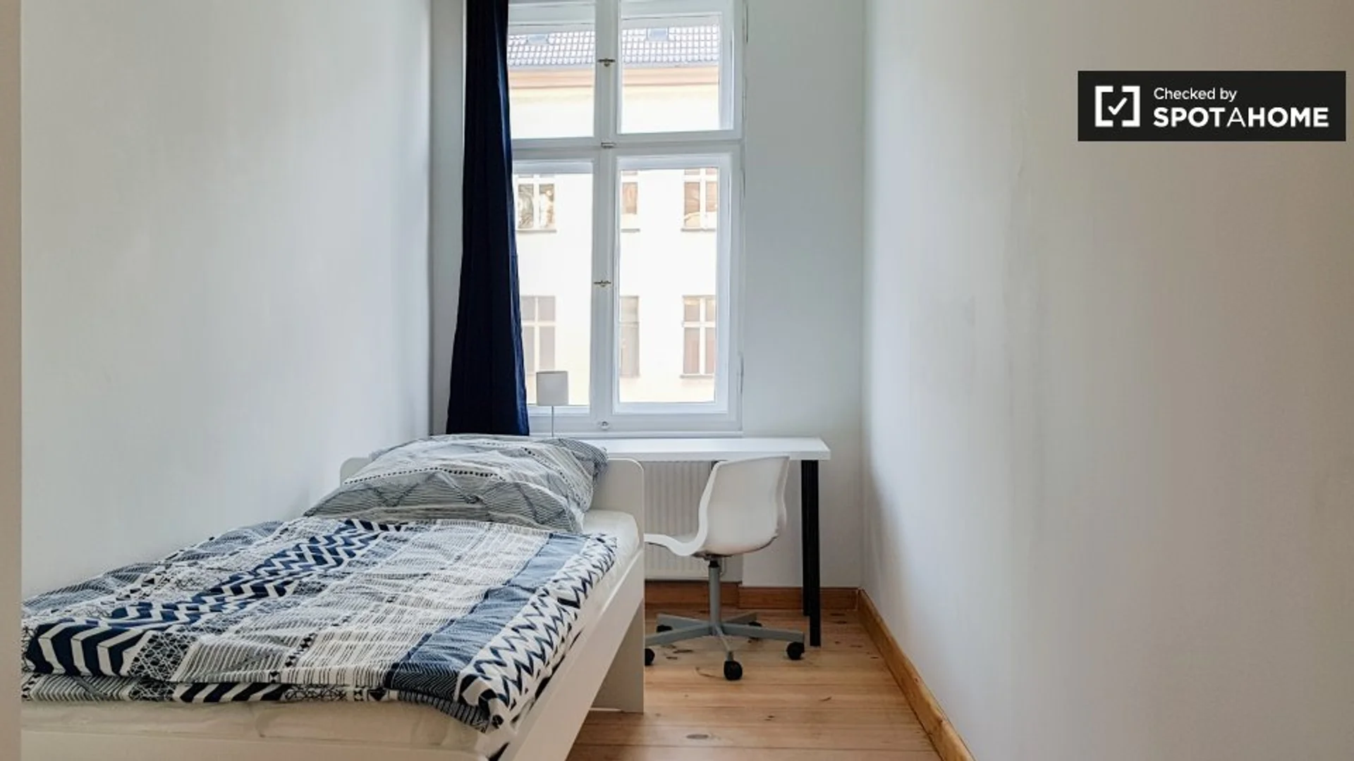 Habitación acogedora para estudiantes disponible en 
