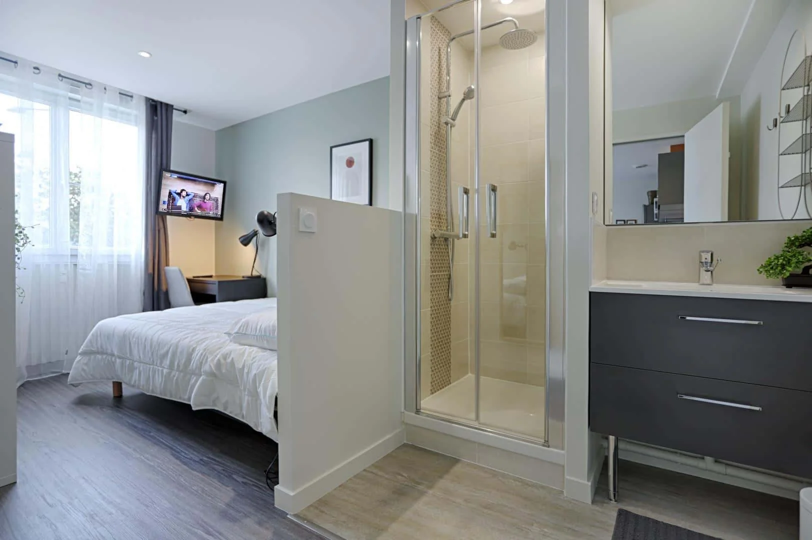 Habitación en apartamento estudiantil en alquiler en , completamente amueblado