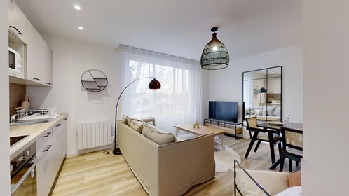 Habitación en alquiler con cama doble Rennes