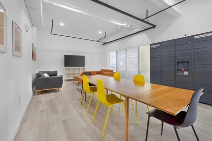Private room at Southwest 7th Street, Little Havana, image 8 of 10