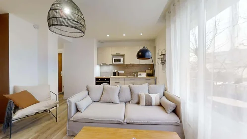 Privatzimmer in der 2 Bd Raymond Poincaré, 35700 Rennes, France, bild 21 von 23