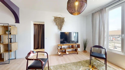 Private room at Cr Gambetta, 33400 Talence, France, image 14 of 28
