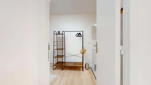 Private room at Cr Gambetta, 33400 Talence, France, image 6 of 9