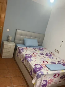 Habitación en alquiler con cama doble Tarragona