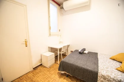 Habitación privada en C/ de Balmes, imagen 3 de 33