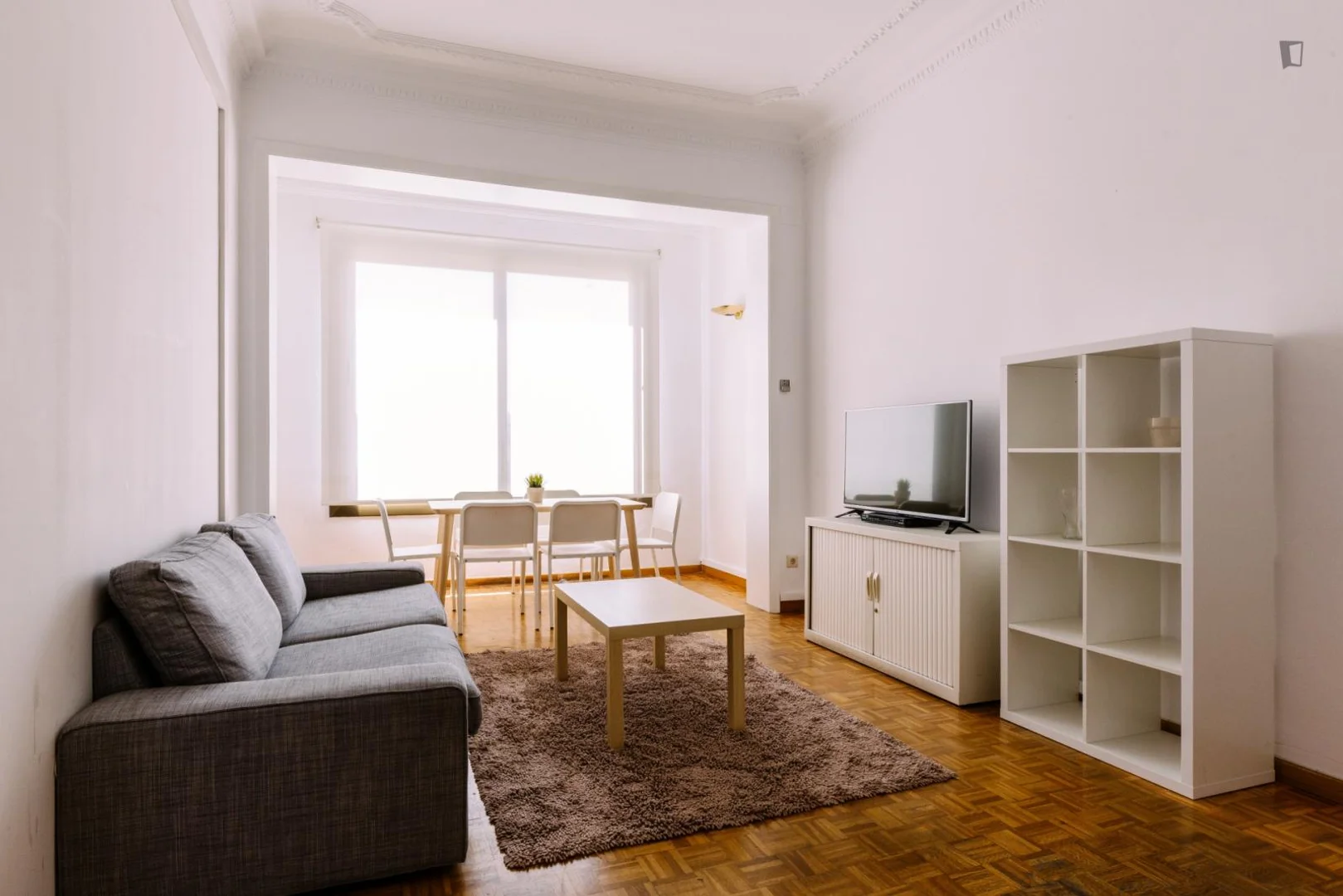 Habitación en apartamento estudiantil en alquiler en , completamente amueblado