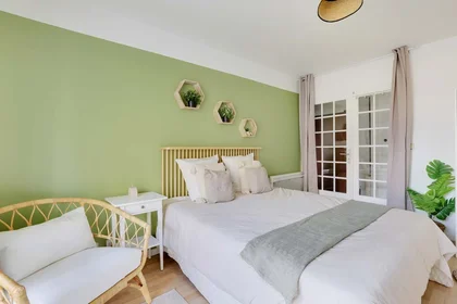 Private room at 78 Av. du Général Leclerc, 92100 Boulogne-Billancourt, France, image 6 of 16