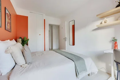 Private room at 78 Av. du Général Leclerc, 92100 Boulogne-Billancourt, France, image 3 of 14