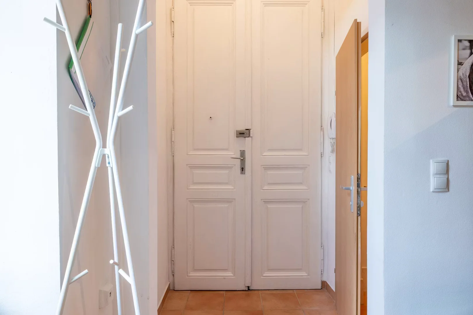 Room for rent in student apartment in , fully furnished