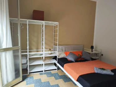 Room for rent with double bed Bologna