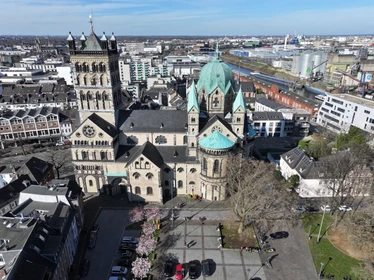 Logement de 2 chambres à Neuss