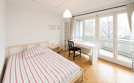 Quarto para alugar com cama de casal em Munchen