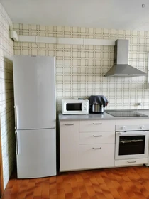Private room at Calle Alfonso Batallador, image 6 of 9