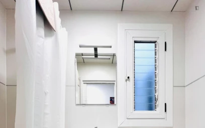 Chambre privée à C. Gral. Martín de la Carrera, image 14 de 16
