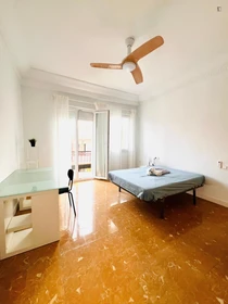 Chambre à louer avec lit double Murcia