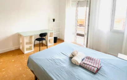 Chambre privée à C. Gral. Martín de la Carrera, image 4 de 16
