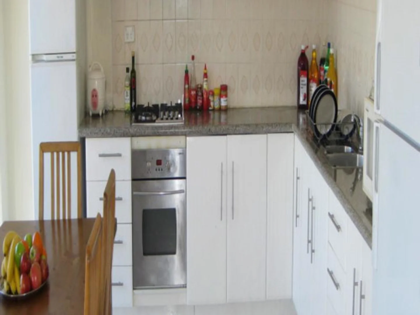 Habitación para estudiantes en  con área de estudio y facilidades compartidas