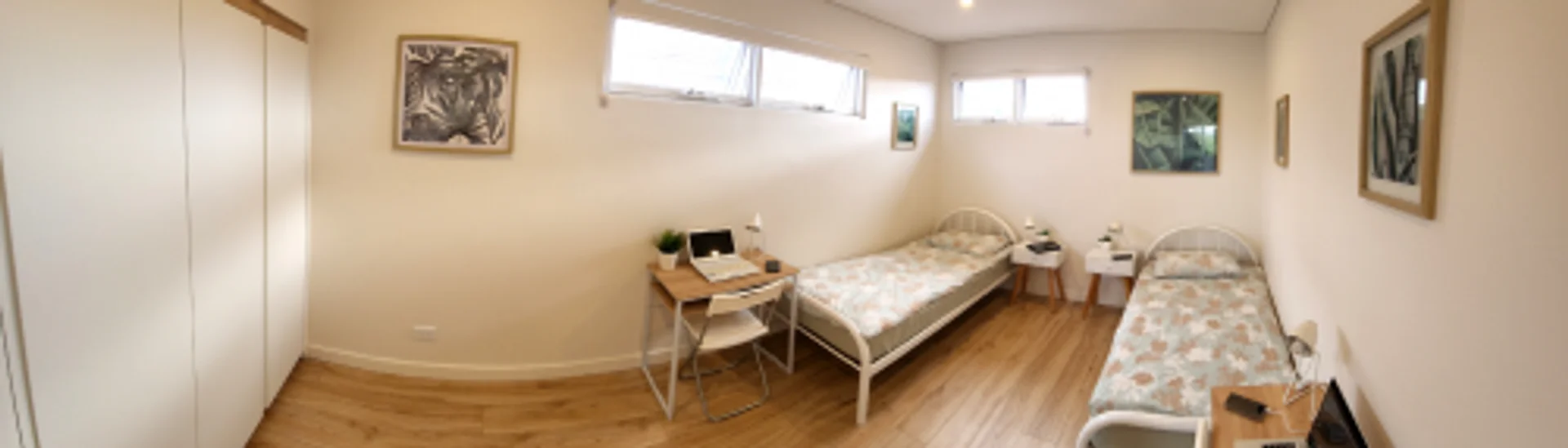 Habitación estudiantil económica cerca del campus en 