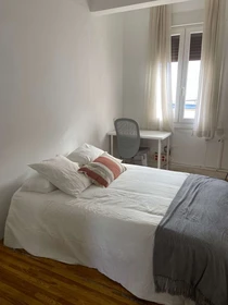 Room for rent in a shared flat in Bilbao