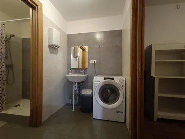 Quarto privado em Av de la Baja Navarra, imagem 14 de 15