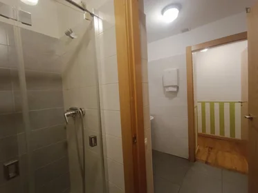 Quarto privado em Av de la Baja Navarra, imagem 9 de 15