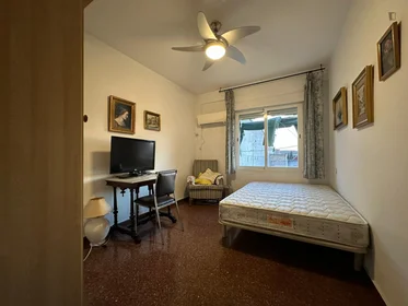 Habitación privada en Calle San Juan de Dios, imagen 1 de 10