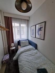 Renting rooms by the month in Istanbul