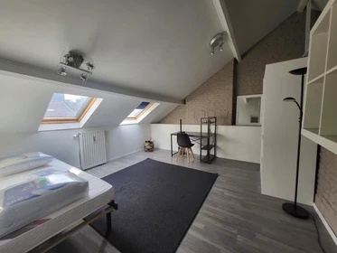 Stanza condivisa in Rue de Montigny, , immagine 1 di 7