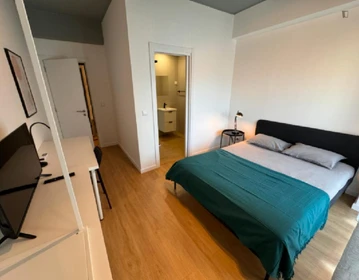 Alquiler de habitación en piso compartido en Setubal