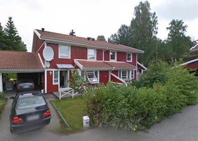 Appartement entièrement meublé à Huddinge