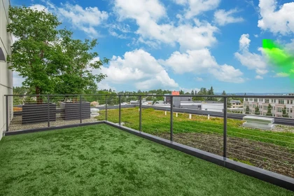 Prywatny pokój East Denny Way, obraz 19 20