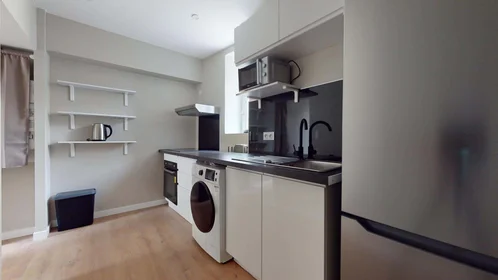 Chambre privée à 25 Av. des Paulines, 63000 Clermont-Ferrand, France, image 16 de 17