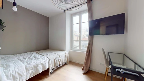 Quarto barato em Clermont-ferrand