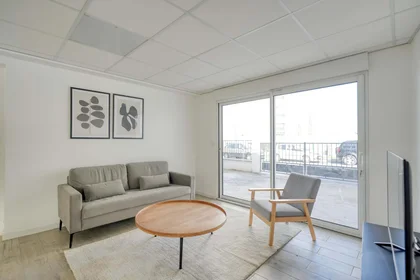 Özel oda konumu 37 Rue du Petit Bois, 94000 Créteil, France, 5 19 görüntüsü