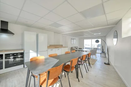 Özel oda konumu 37 Rue du Petit Bois, 94000 Créteil, France, 7 19 görüntüsü