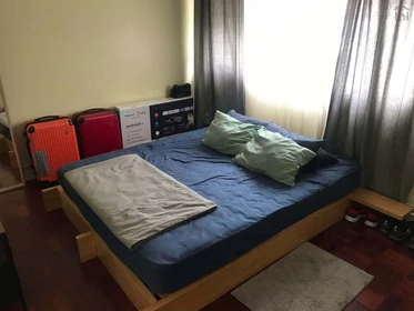 Room for rent with double bed Porto