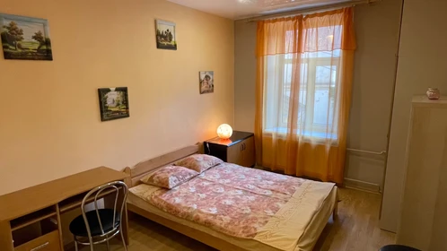 Zimmer mit Doppelbett zu vermieten Riga