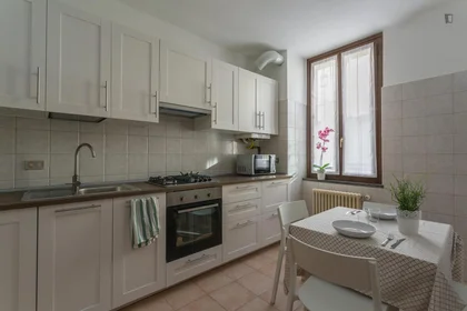 Habitación privada en Via Comune Antico, imagen 8 de 12