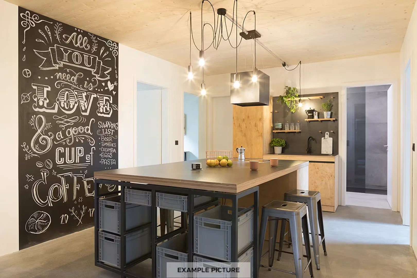 Quarto acessível para estudantes com iluminação ampla em 