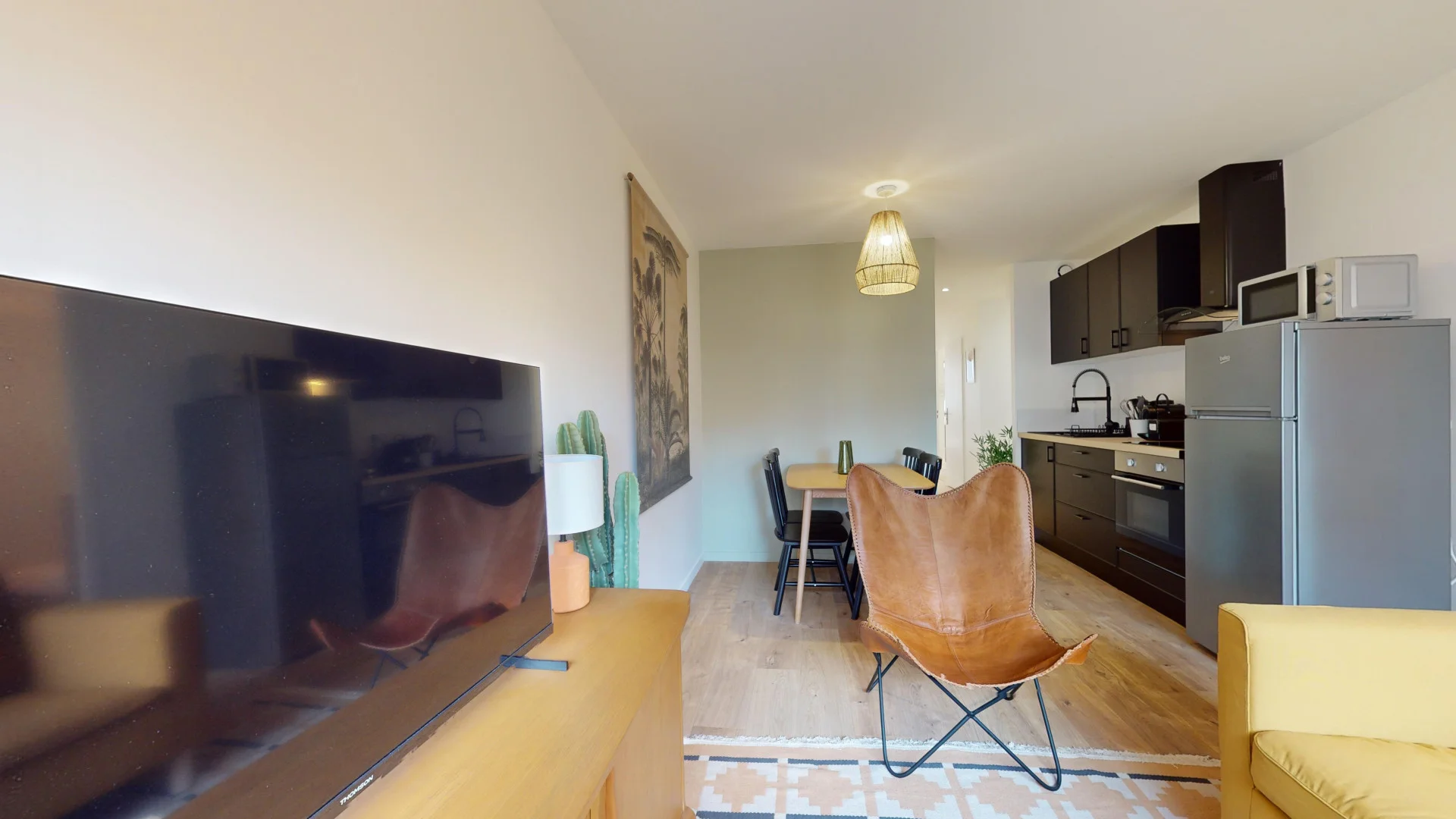 Habitación acogedora para estudiantes disponible en