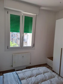 Room for rent in a shared flat in Ferrara