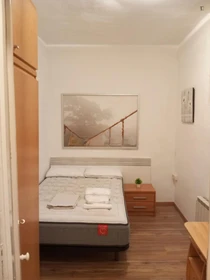 Chambre à louer dans un appartement en colocation à Terrassa