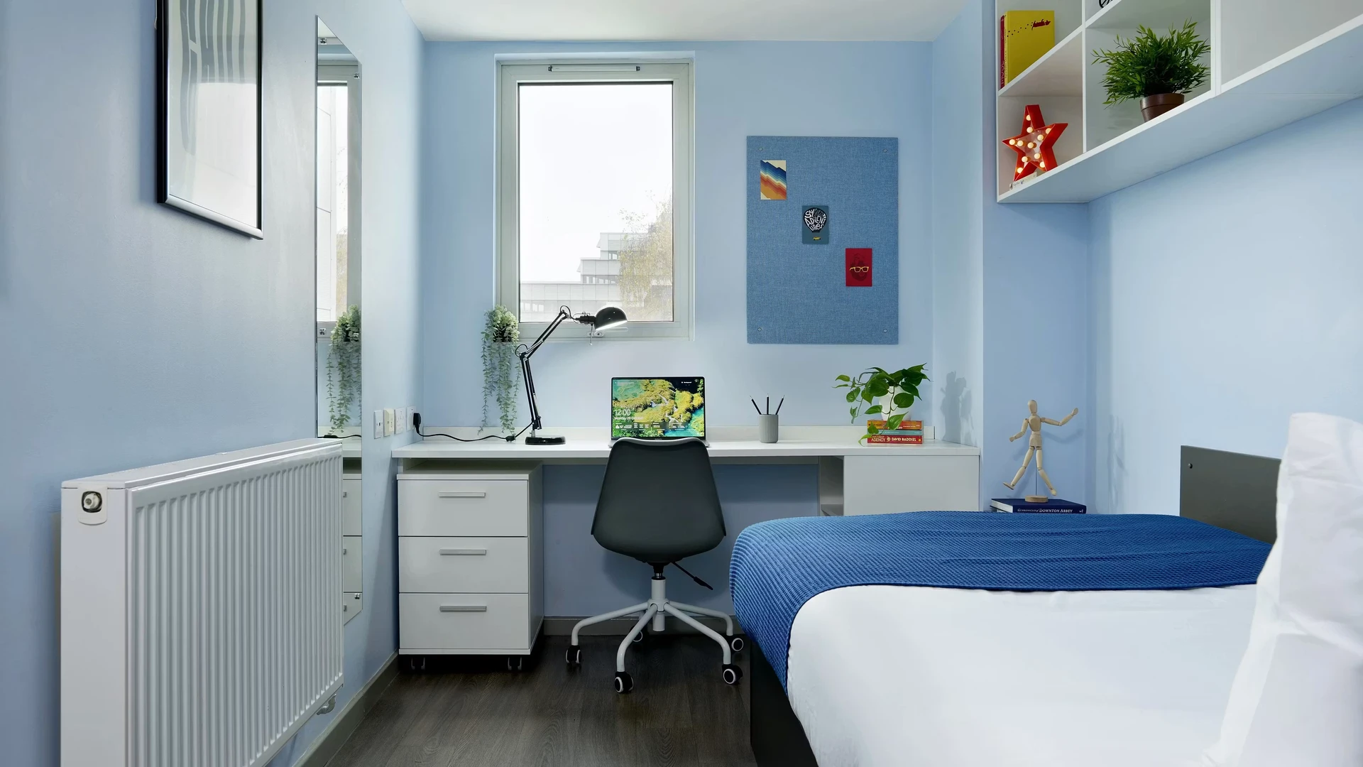 Habitación en apartamento estudiantil en alquiler en , completamente amueblado