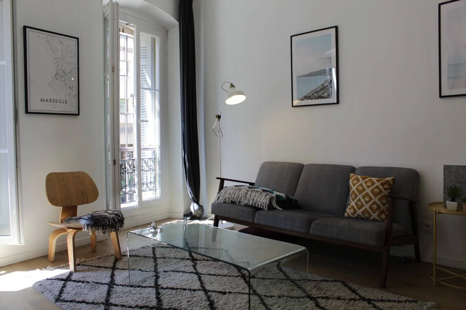 Budget-friendly student room close to campus in 