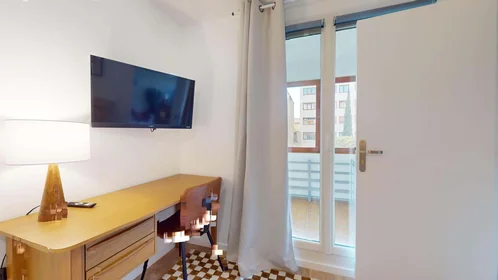 Privatzimmer in der 4 Rue Julia, 13005 Marseille, France, bild 4 von 17