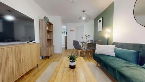 Özel oda konumu 12 Rue René Duguay Trouin, 31400 Toulouse, France, 11 21 görüntüsü