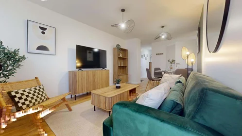 Özel oda konumu 12 Rue René Duguay Trouin, 31400 Toulouse, France, 12 21 görüntüsü